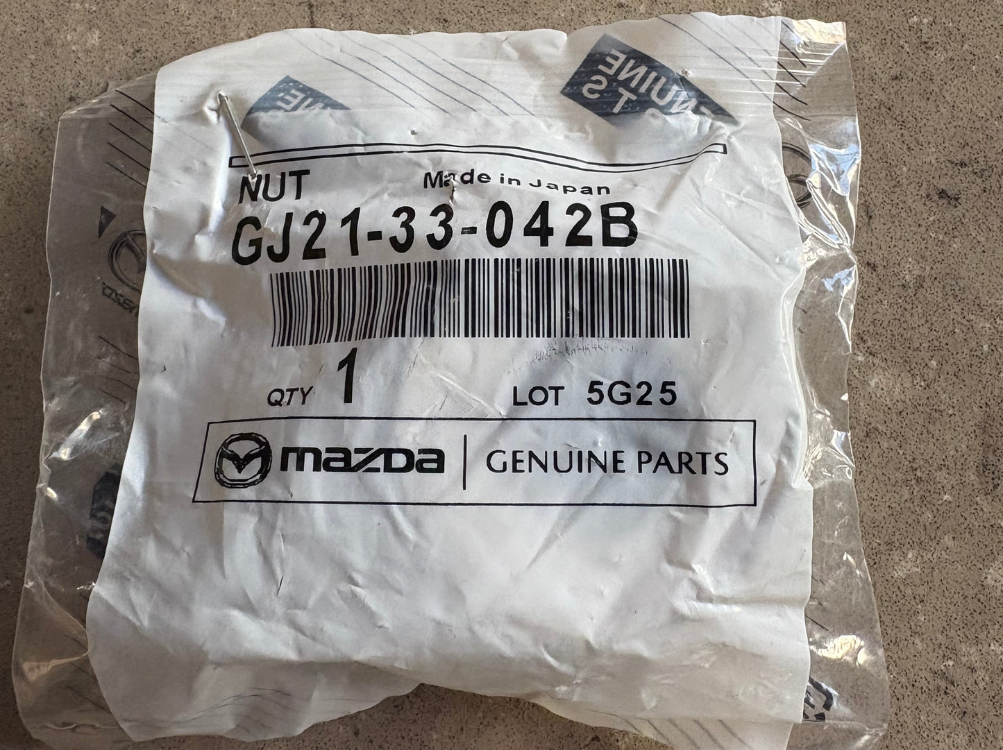 Mazda 626 Axle Nut